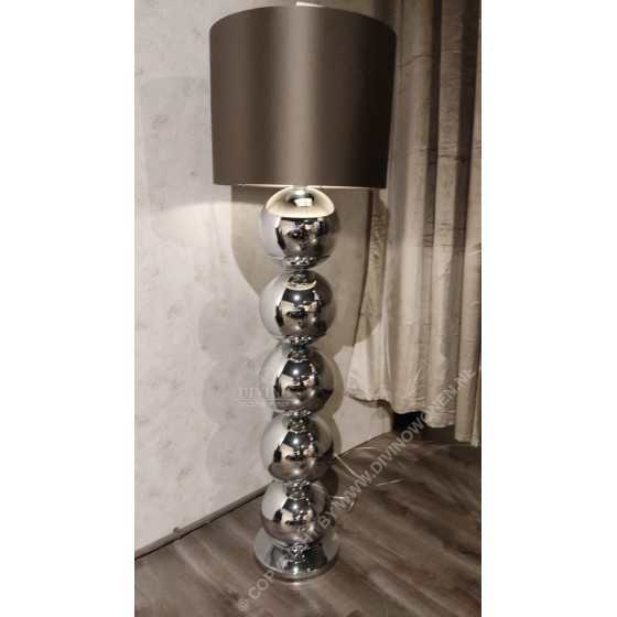 Bollenlamp zilver met ronde voet inclusief kap XL 165cm | SHOWROOMMODEL