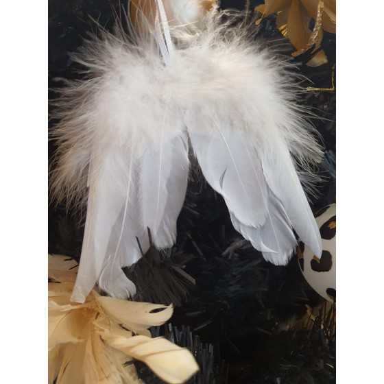 Engelvleugels veren wit